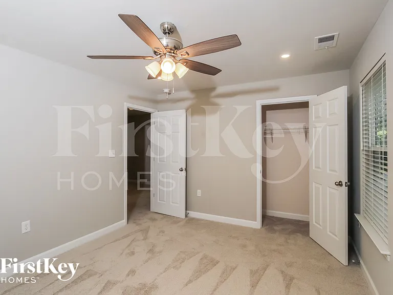4204 High Shoals Dr — Photo 10