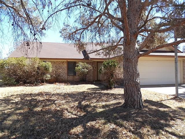 1st image of 1749 Smith Dr