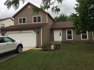 1135 Kingsdale Rd, Hoffman Estates, IL 60169