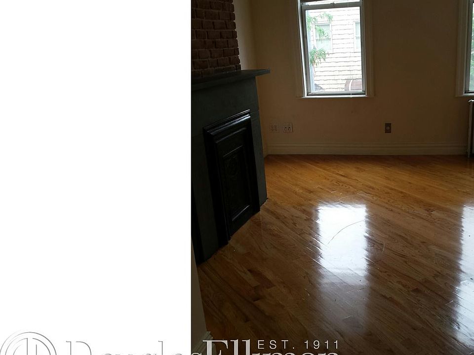 2nd image of 138 Newell St APT 2R