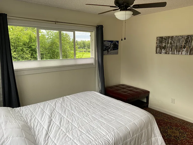 2160 Stanford Dr — Photo 11