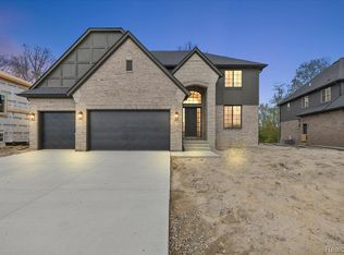 50419 Arcadia Dr, Macomb, MI 48042