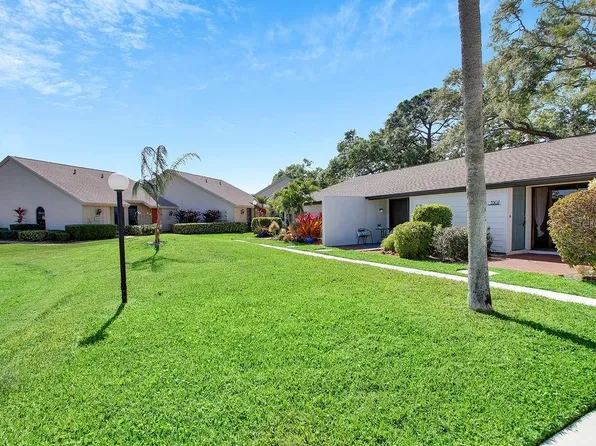 3507 Longmeadow #4, Sarasota, FL 34235