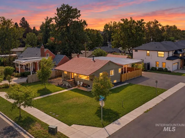 3811 W Puggy Ln, Boise, ID 83705