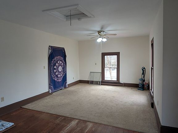 4th image of 112 Maifield Ave #B