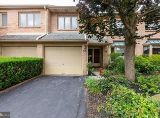 56 Militia Hill Dr, Wayne, PA 19087