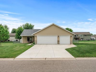 235 Field Crest Blvd NE, Cokato, MN, 55321