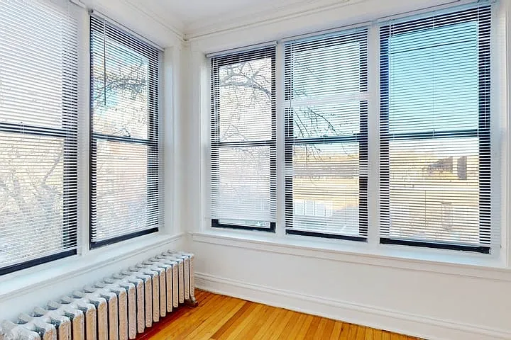 5128-5132 S. Cornell Avenue — Photo 21