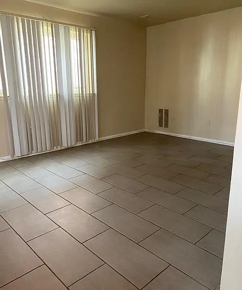 4101 Gault Pl NE #101 — Photo 3