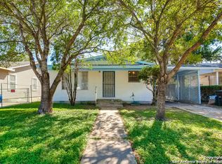 910 Grosvenor St, San Antonio, TX 78221