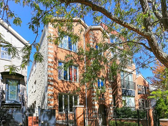 4th image of 1444 W Walton St APT 1