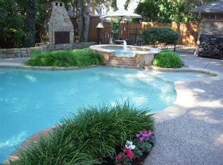 9722 Stone River Cir, Dallas, TX 75231