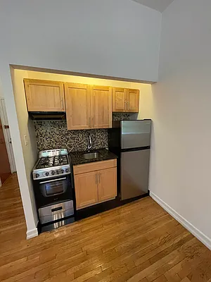 Rented by Prince Real Estate Associates LLC | media 16