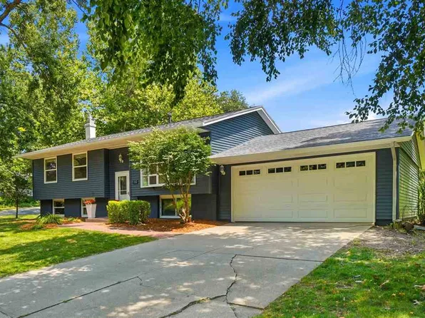 152 N Westminster St, Iowa City, IA 52245