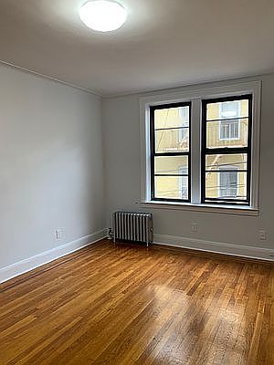 5th image of 25-55 32nd St APT 5