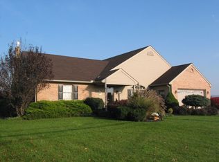 428 Spring Grove Rd, East Earl, PA 17519