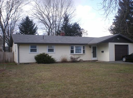 1st image of 60 Clara Rd