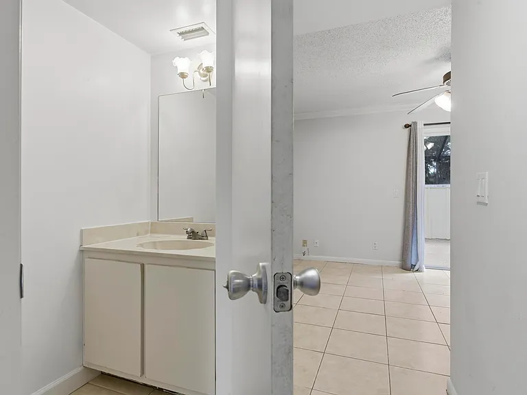 6375 Riverwalk Ln #4 — Photo 12