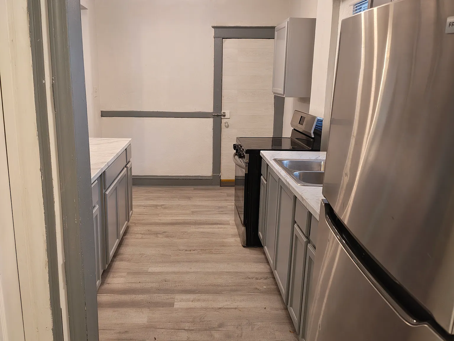 3 bed, 1380 sqft, $1,550 — Photo 3