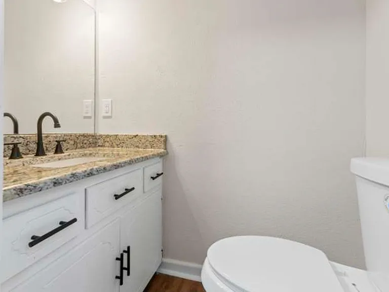 4417 Dawson Dr — Photo 8