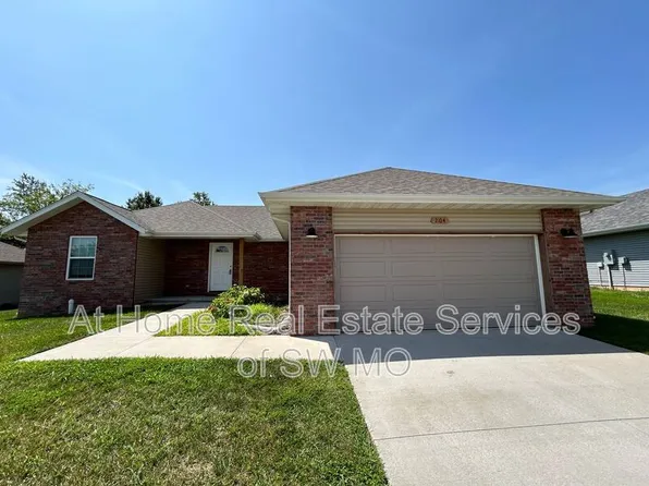 204 E Seminole St, Strafford, MO 65757