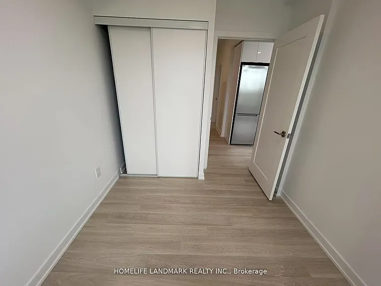 5105 Hurontario St #708 — Photo 7