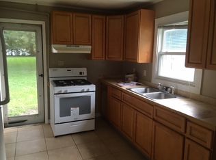 1223 Warwick Dr, Lansing, MI 48910