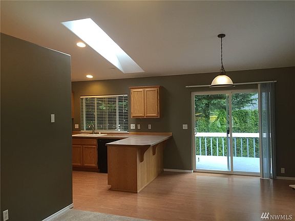 5th image of 2245 S East Camano Dr
