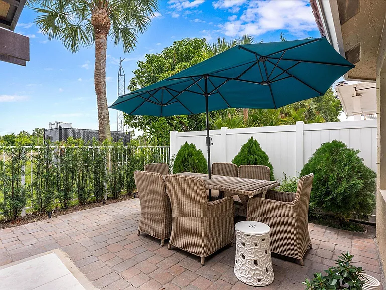 10112 Aqua Vista Way — Photo 33