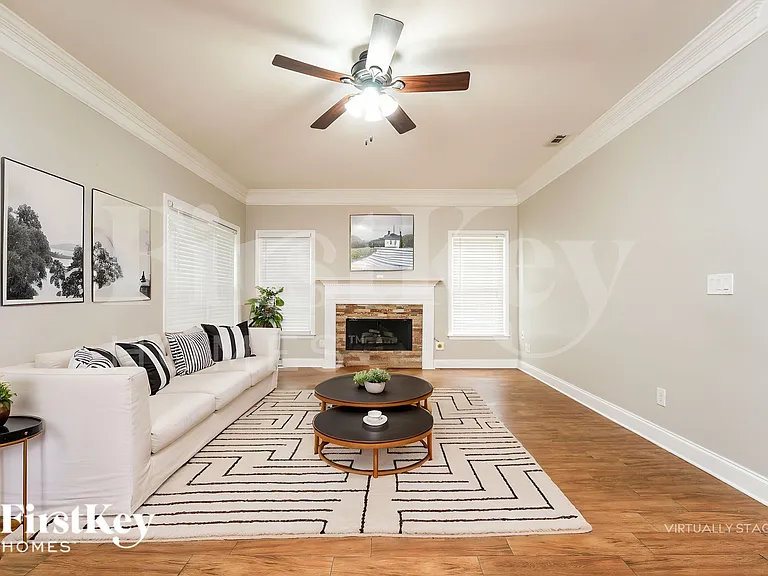 1150 Mount McKinley Dr — Photo 3