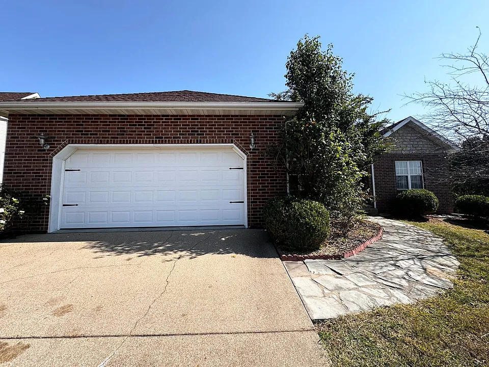 134 Ridgeview Dr