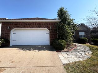 134 Ridgeview Dr, Saint Robert, MO 65584