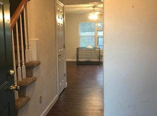 1192 Warwick Dr, Virginia Beach, VA 23453