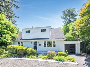 35 Giles Rd, Harrington Park, NJ 07640