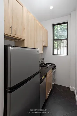 Rented by Copperwood Real Estate | media 8