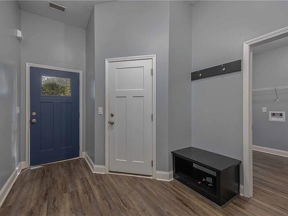 5th image of 70 Apache Trl