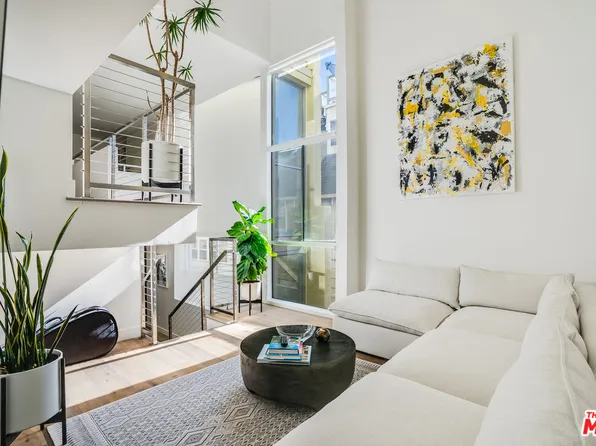 2222 6th St APT B, Santa Monica, CA 90405