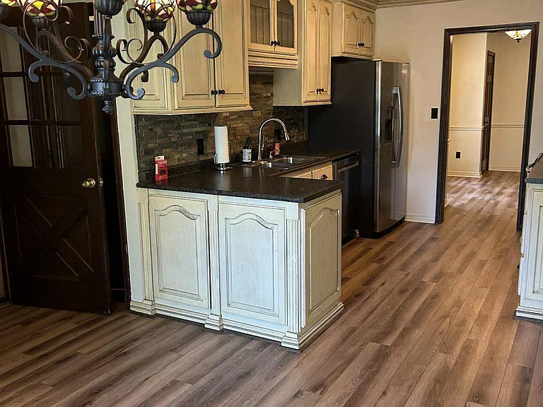17835 Oakdale Rd — Photo 16