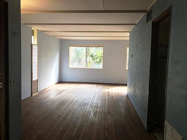 Building Photo - 1226 NW 55th Ter