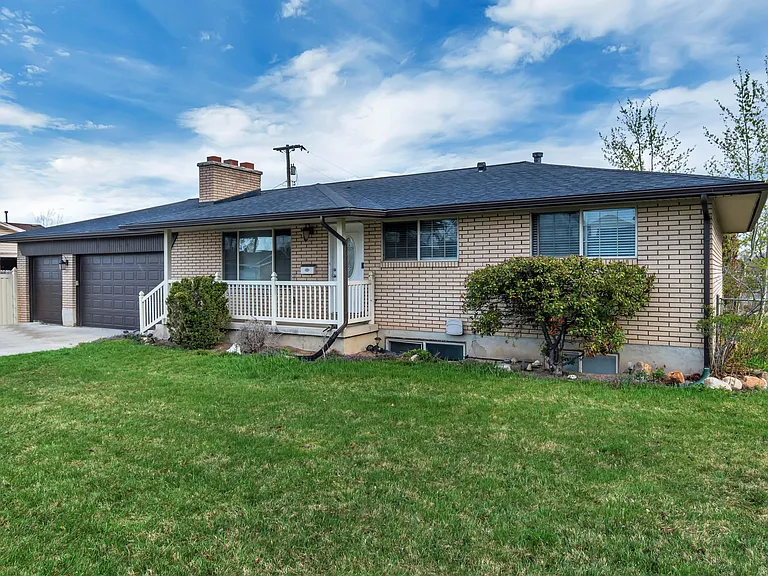485 E Rena Ave — Photo 12
