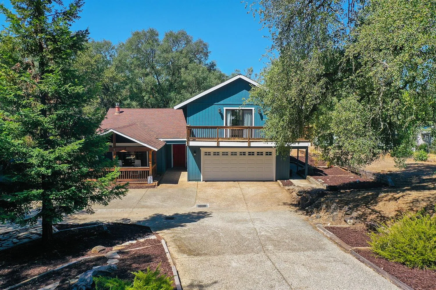 11801 Swallow Ct photo 1