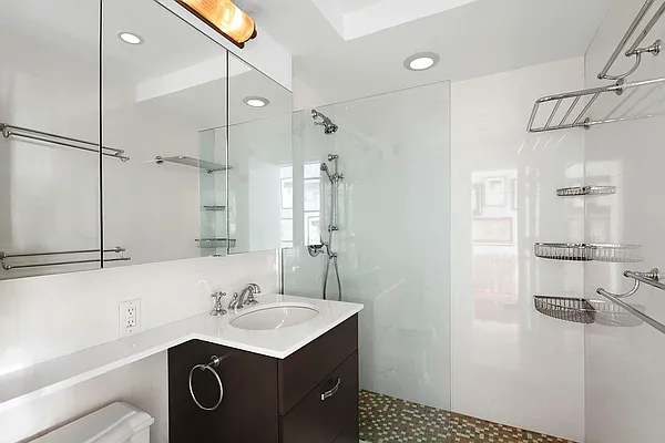 Sold by Corcoran | media 21