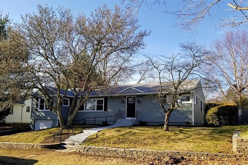 1st image of 37 Red Cedar Dr