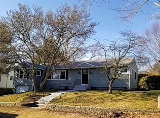 37 Red Cedar Dr, Cranston, RI 02920