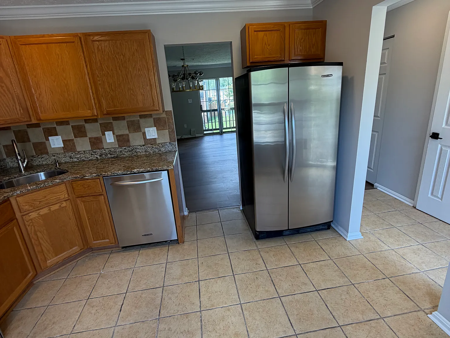 2 bed, 2.5 bath, 1200 sqft, $2,600 — Photo 3