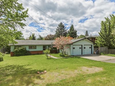 1984 Woodlawn Dr, Medford, OR, 97504