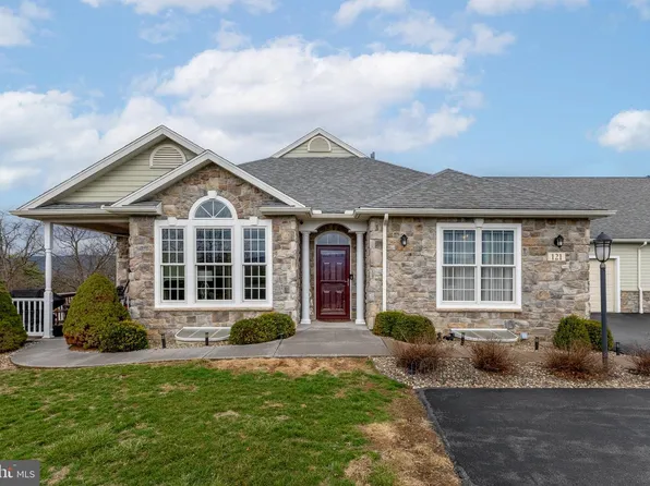 121 Midway Dr, Bellefonte, PA 16823