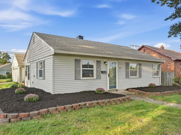 920 W Old Ridge Rd, Hobart, IN 46342