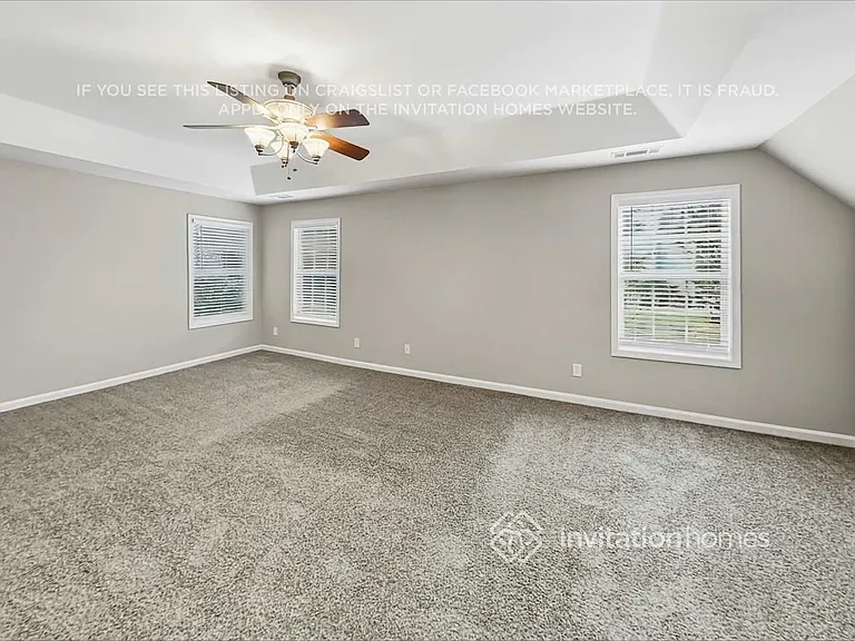 8920 Watersedge Ct — Photo 10