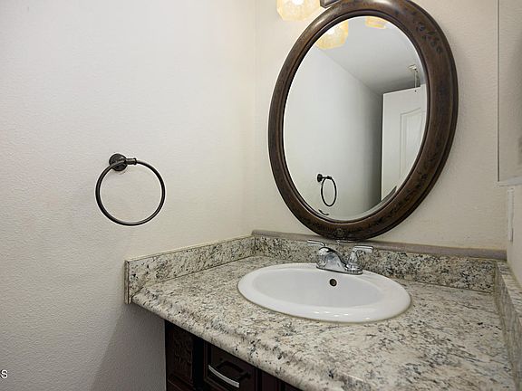 5th image of 620 W Doran St APT 4